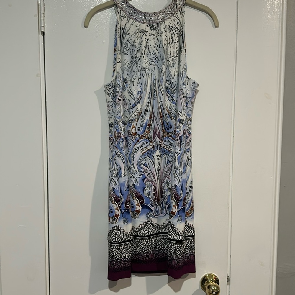 Women’s dress